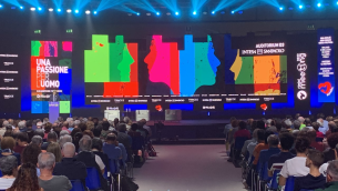 Meeting di Rimini, applausometro premia Meloni