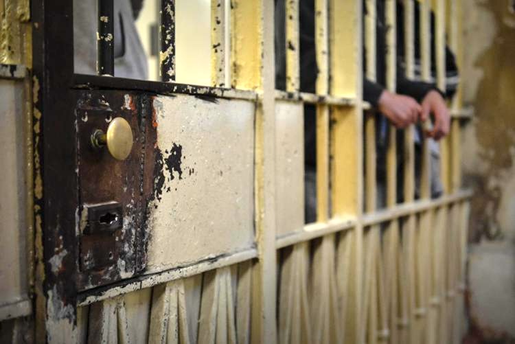meglio-in-carcere-che-sole-a-casa-la-scelta-delle-donne-anziane-in-giappone