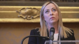 Meloni domani alla Camera, cosa chiedono i partiti