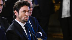 Meloni, il compagno: "Non ci trasferiremo a Palazzo Chigi, priorità proteggere nostra figlia"