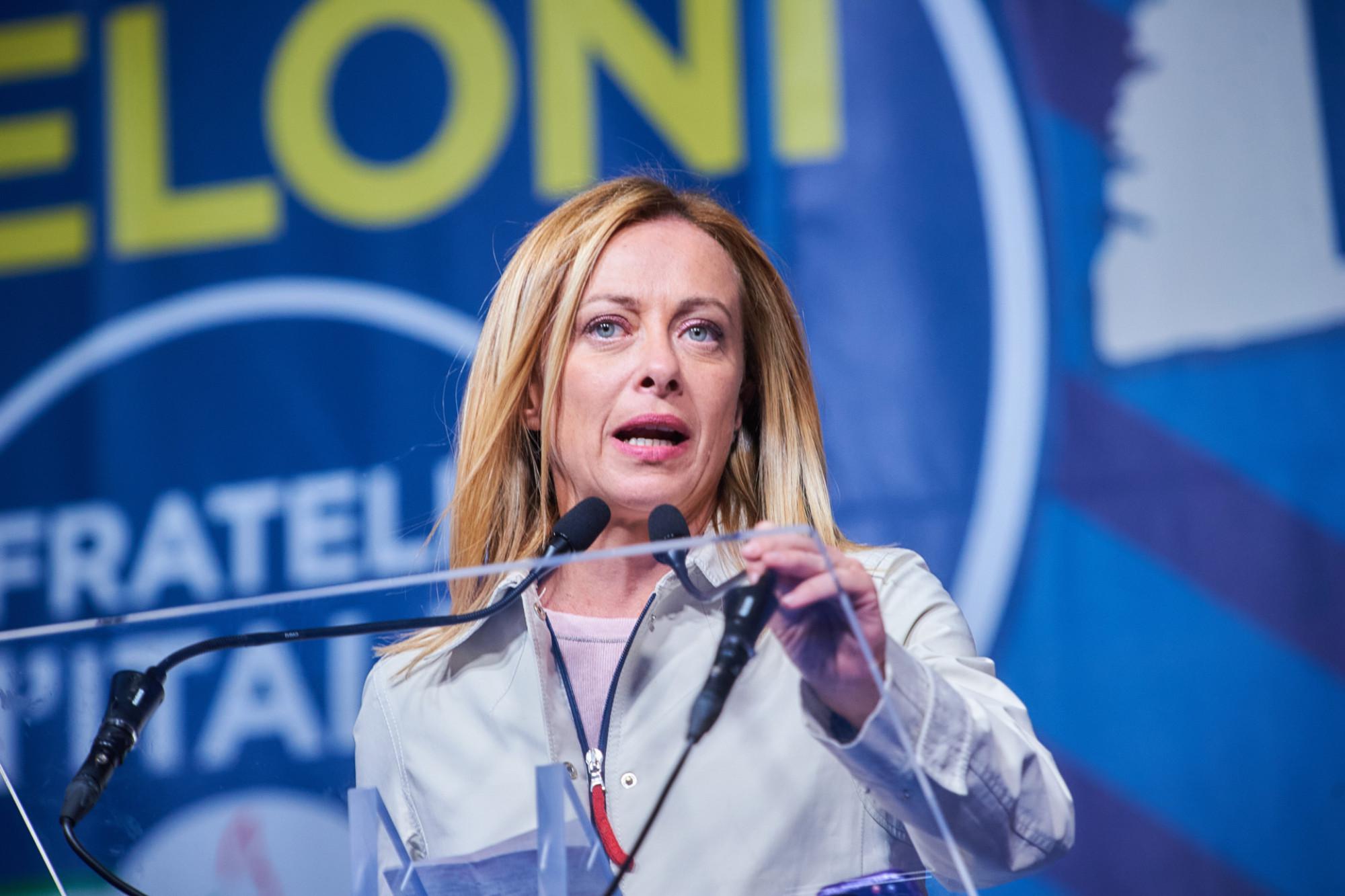 Meloni: "Provenzano vuole sciogliere Fdi, Letta prenda distanze"