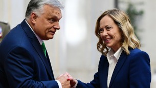 Meloni riceve Orban: "Molti punti in comune, da migranti a lotta alla denatalità"