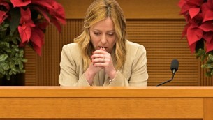 Meloni sospende Pozzolo, richiamo alla responsabilità per Fratelli d'Italia