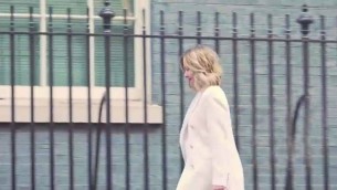 Meloni-Starmer, incontro a Downing Street prima del vertice Ue sull'Ucraina - Video
