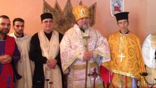 Da sinistra nella foto padre Giuseppe Contarino, monsignor Ortenzi, al centro Alessandro I (al secolo Alessandro Meluzzi), monsignor Athanasio (al secolo Francesco Rizzuti) eparca del Sud Italia.