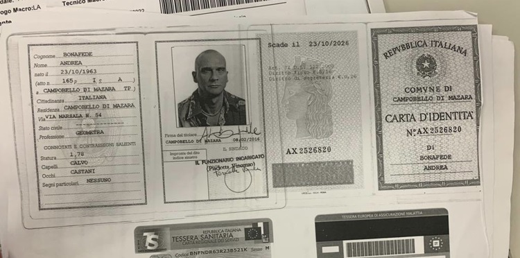 Messina Denaro, ecco la carta di identità: il geometra Andrea Bonafede