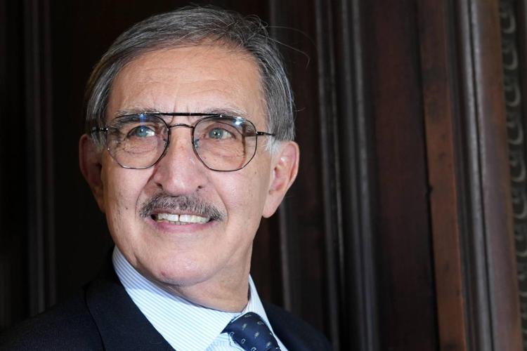 Messina Denaro, La Russa: "Sicuramente c'è chi l'ha protetto"