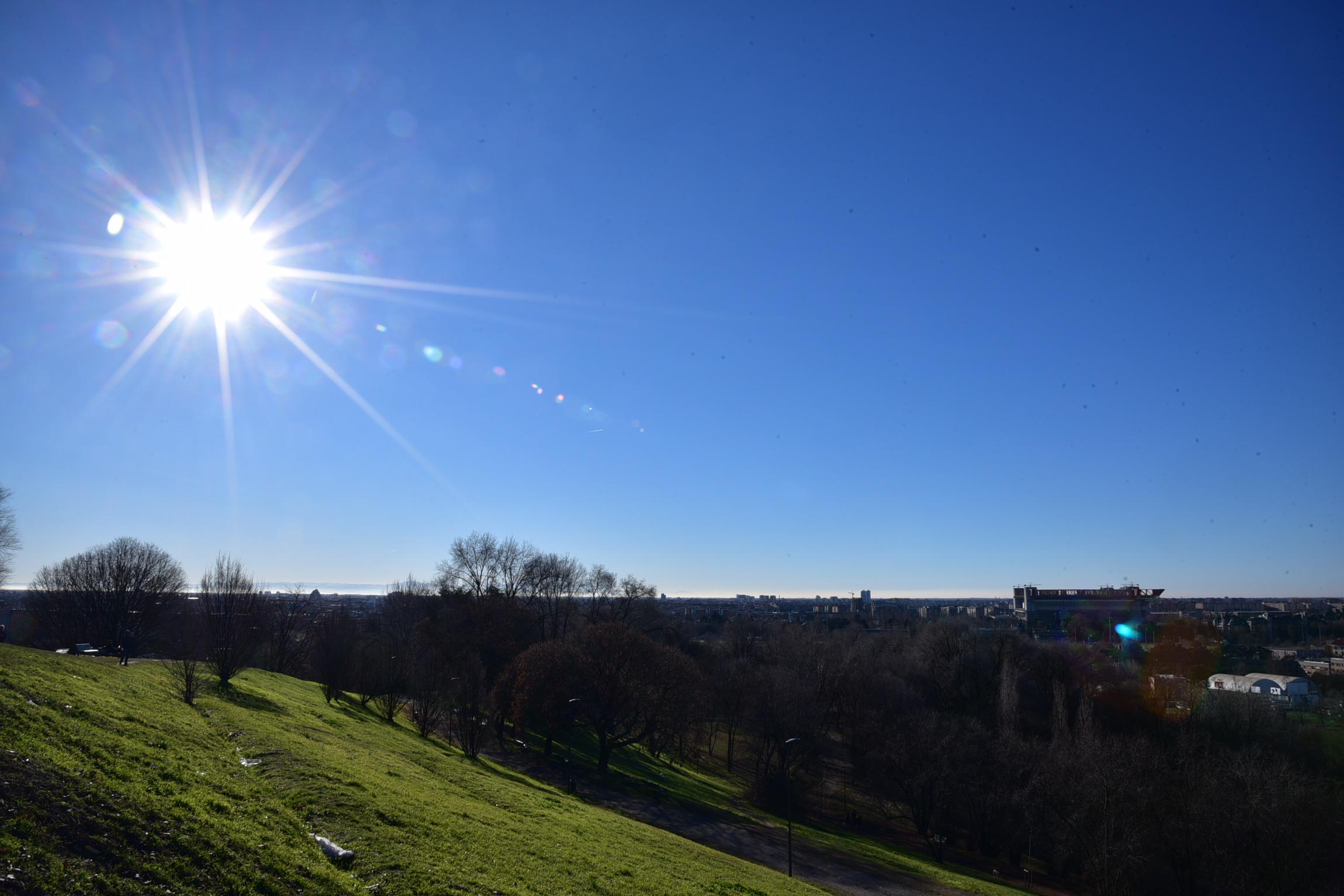 Meteo, weekend misto: pioggia domani, poi la spallata della primavera