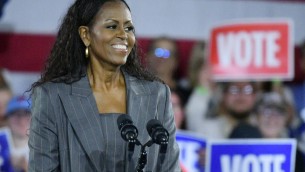 Michelle Obama smentisce le voci di divorzio e spiega l'assenza dagli eventi pubblici