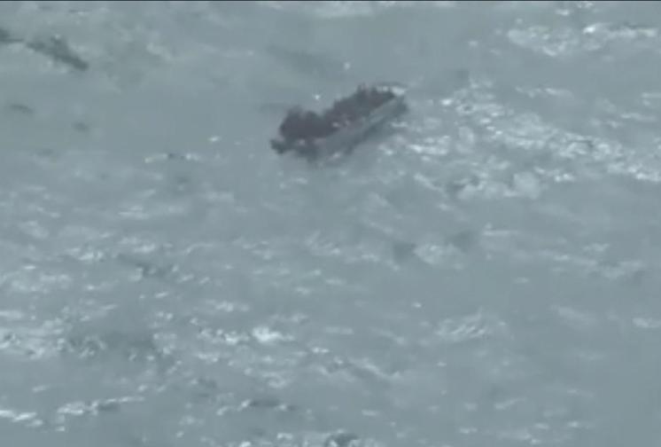 Migranti, Alarm Phone: "60 a rischio in zona Sar Malta su 2 barche"