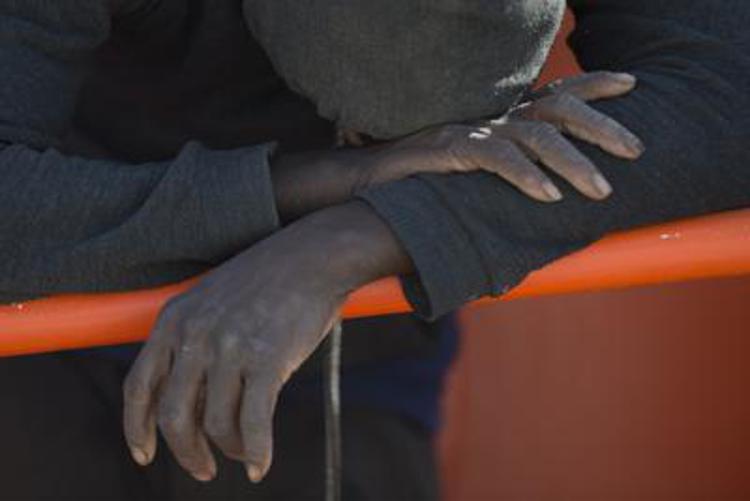 Migranti, assegnato porto a nave Rise Above
