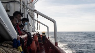 Migranti, Commissione Ue chiede vertice straordinario ministri Interni