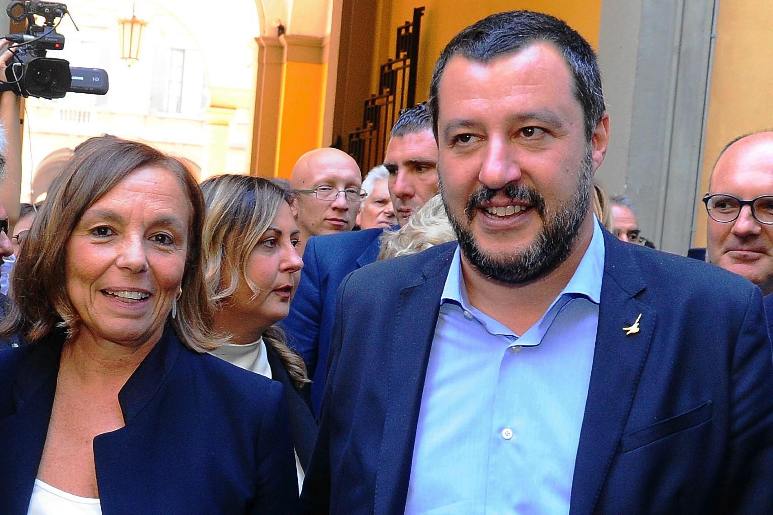 Migranti e Ius soli, botta e risposta Lamorgese-Salvini