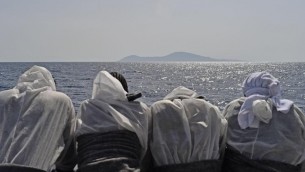 Migranti, Frontex: arrivi illegali cresciuti del 73% nel 2022