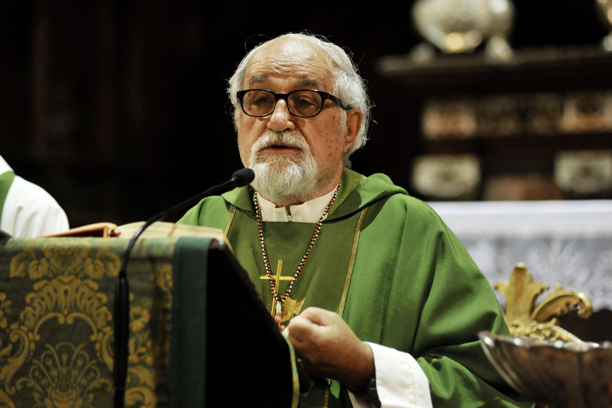 Migranti, padre Zanotelli: "Politica Ue xenofoba prepara altri Olocausti"