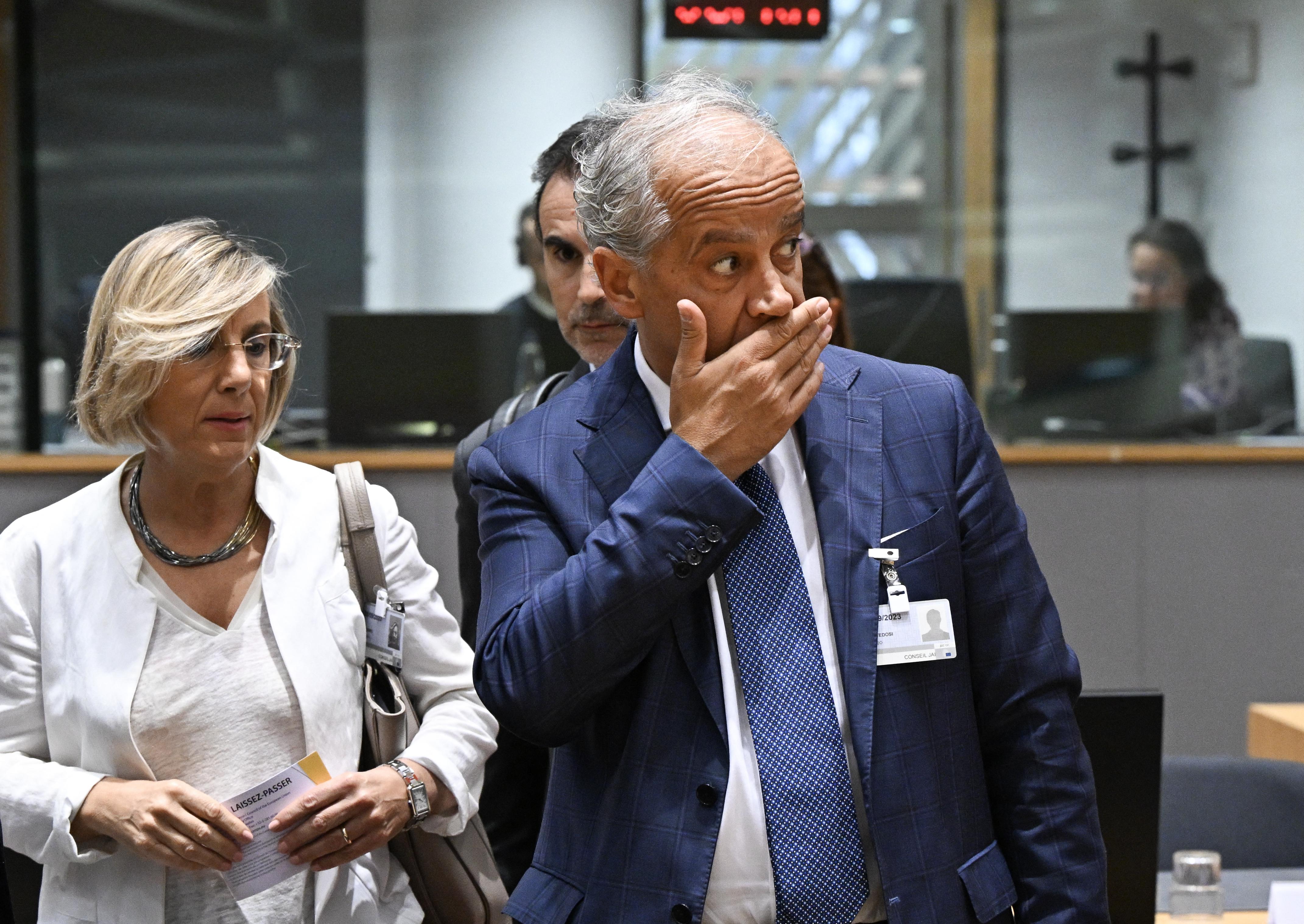 Migranti, Patto asilo Ue: Italia chiede approfondimenti