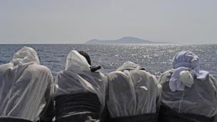 Migranti, Piantedosi: "Humanity in acque italiane solo per tempo soccorsi"