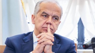 Migranti, Piantedosi: "Nessun pregiudizio su incremento quote regolari"