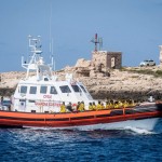 Migranti, recuperati in mare a Lampedusa tre corpi: due sono bambini