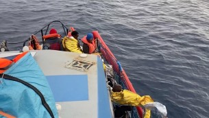 Migranti, Sea Watch: fermo di 20 giorni e multa di oltre 3mila euro per Aurora