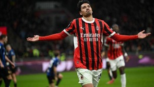 Milan-Inter 1-1, De Vrij risponde a Reijnders in pieno recupero