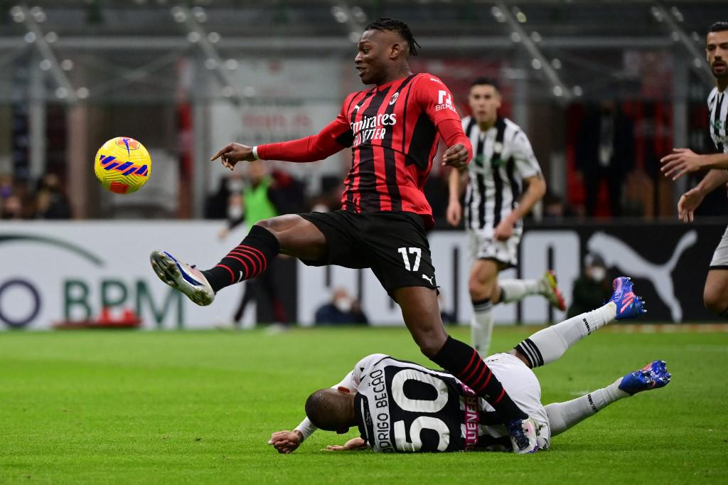 Milan-Udinese 1-1, rossoneri frenano ancora in vetta