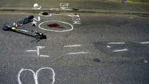 Milano, investe uomo in monopattino e scappa: arrestato per omicidio stradale