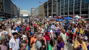 Milano Pride 2023, famiglie arcobaleno a parata: "L'amore non si annulla in tribunale"