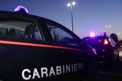 Modena, 73enne soffoca la moglie malata poi chiama i carabinieri