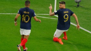 Mondiali 2022, Francia-Polonia 3-1: Giroud-Mbappé e bleus ai quarti