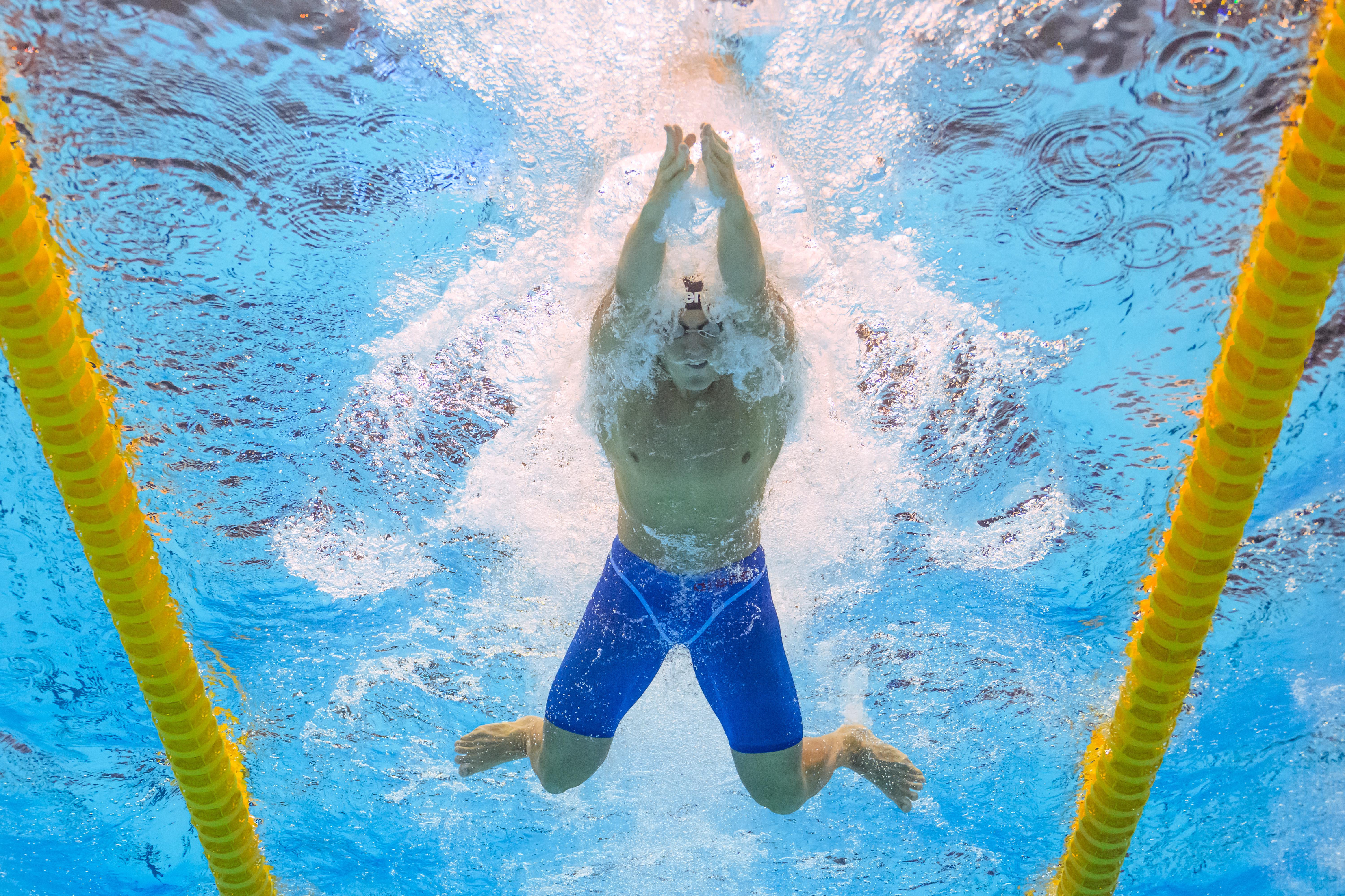Mondiali nuoto 2023, Martinenghi argento nei 100 rana