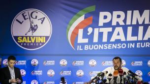 Morisi, Salvini: "Io al citofono? Lì spacciatori, ma chi consuma va aiutato"