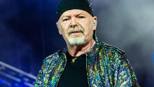 Morto a 67 anni Andrea Giacobazzi, Vasco Rossi piange amico che ispirò 'Colpa D'Alfredo'