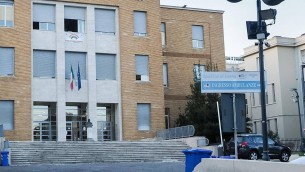 Morto il figlio del senatore Occhiuto, era caduto da ultimo piano palazzo