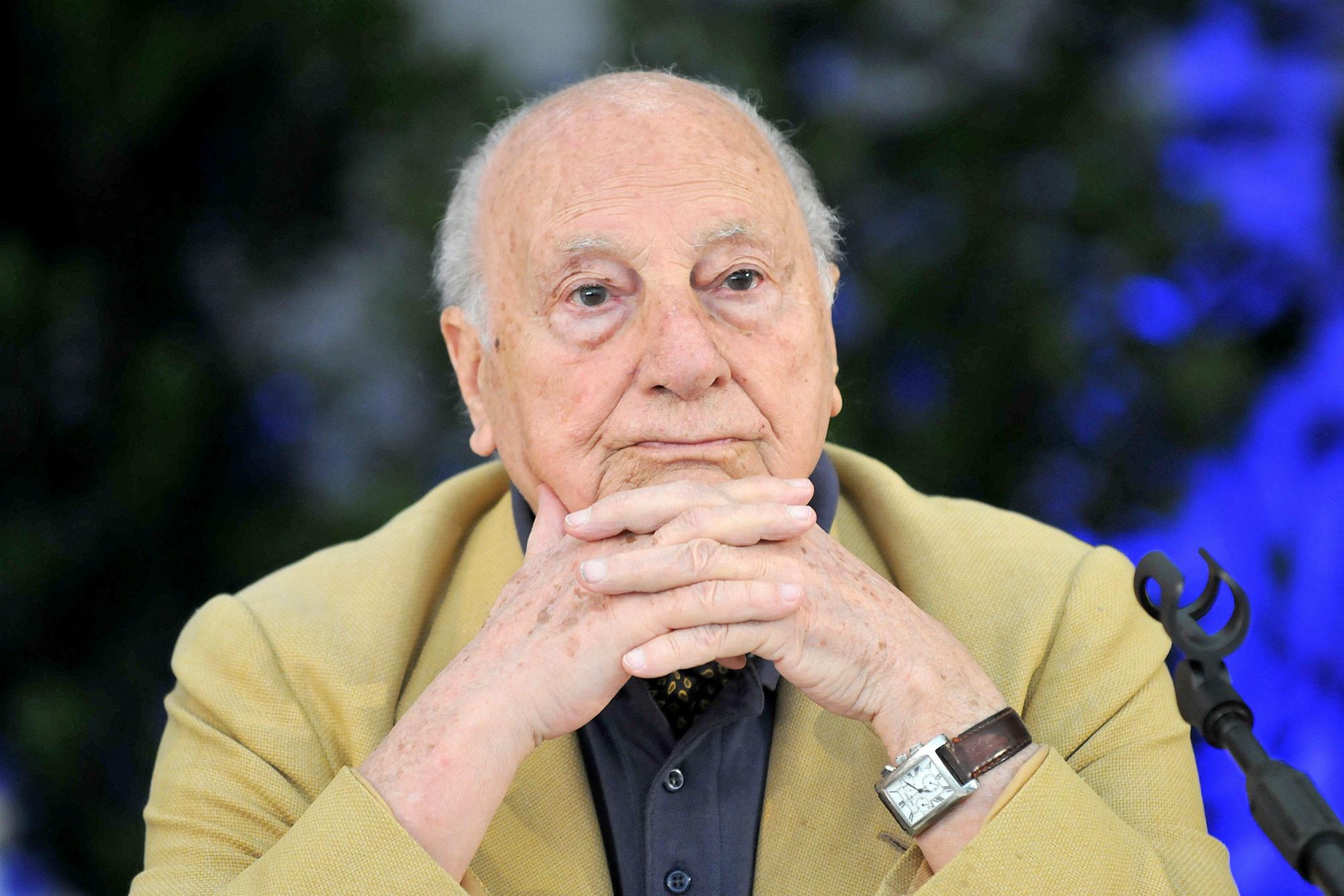 Morto Raffaele La Capria, lo scrittore aveva 99 anni