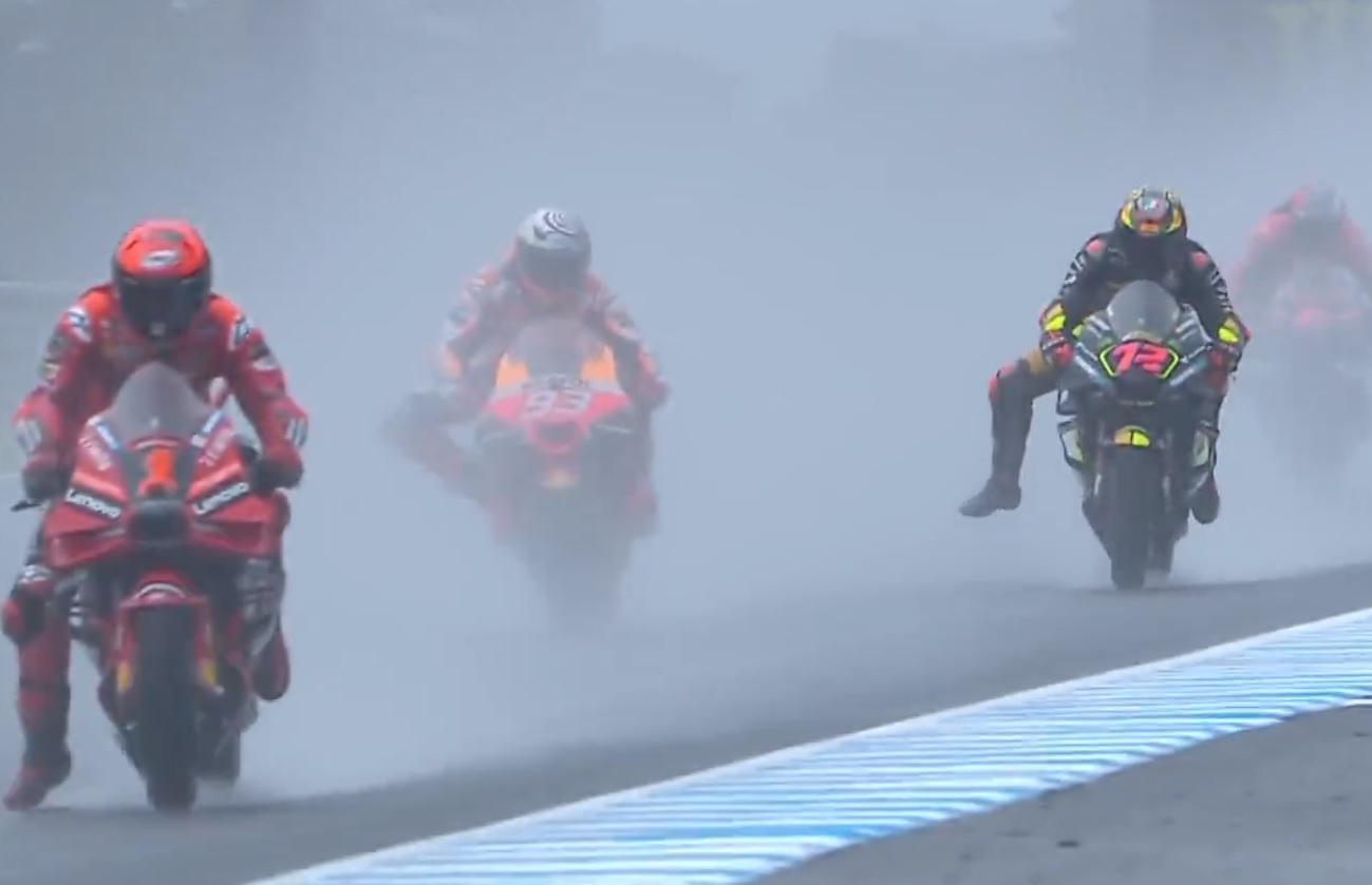 MotoGp Giappone, pioggia a Motegi e gara sospesa