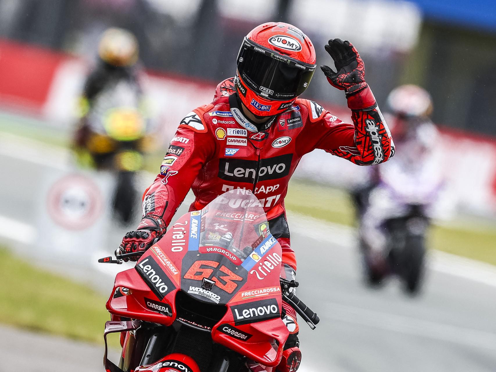 MotoGp Olanda, doppietta Ducati: Bagnaia vince davanti a Bezzecchi