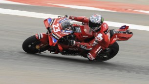 MotoGp Portogallo, Bastianini in pole davanti a Vinales e Martin