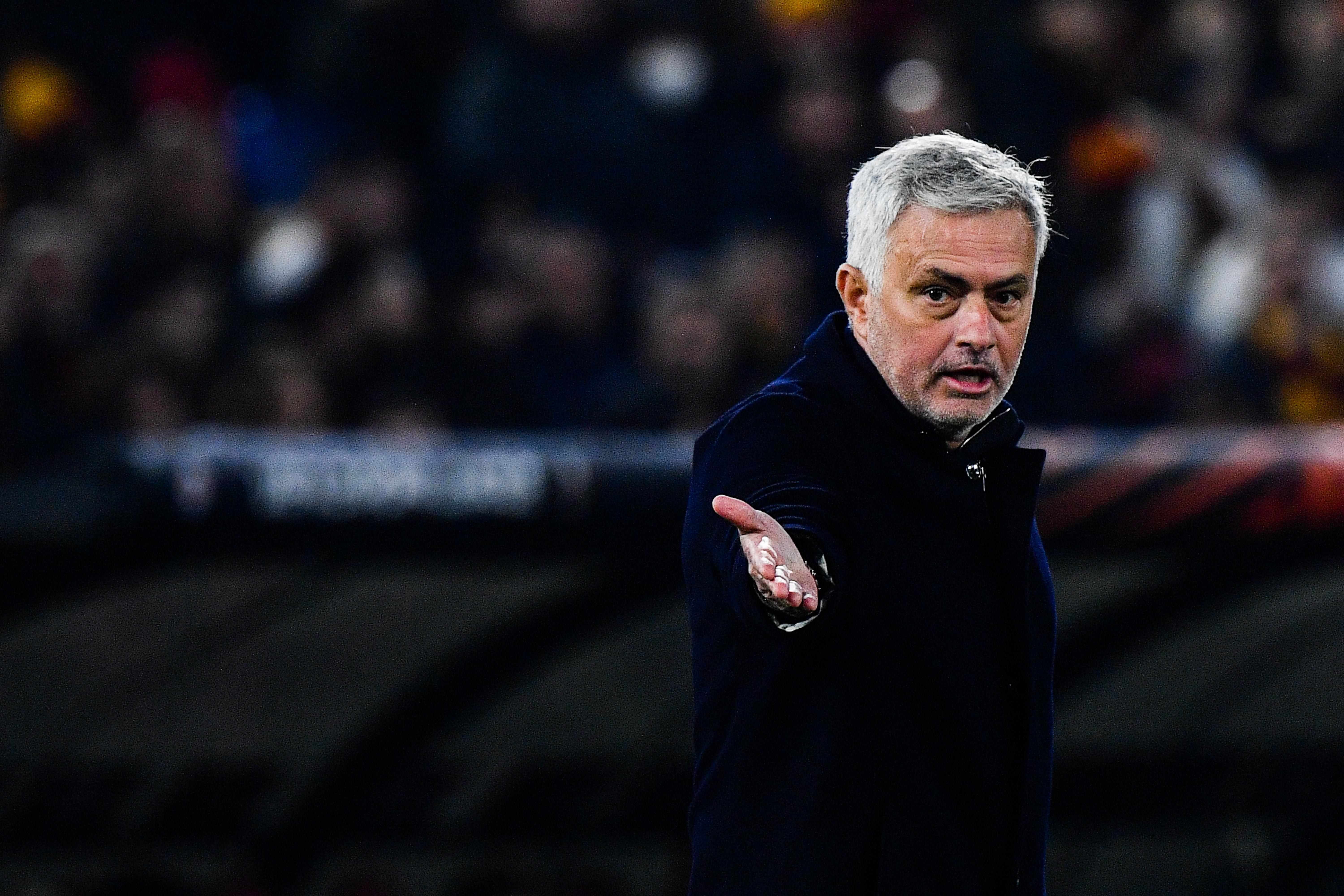 Mourinho: "Roma terza? Chissà quanti punti ha la Juve"