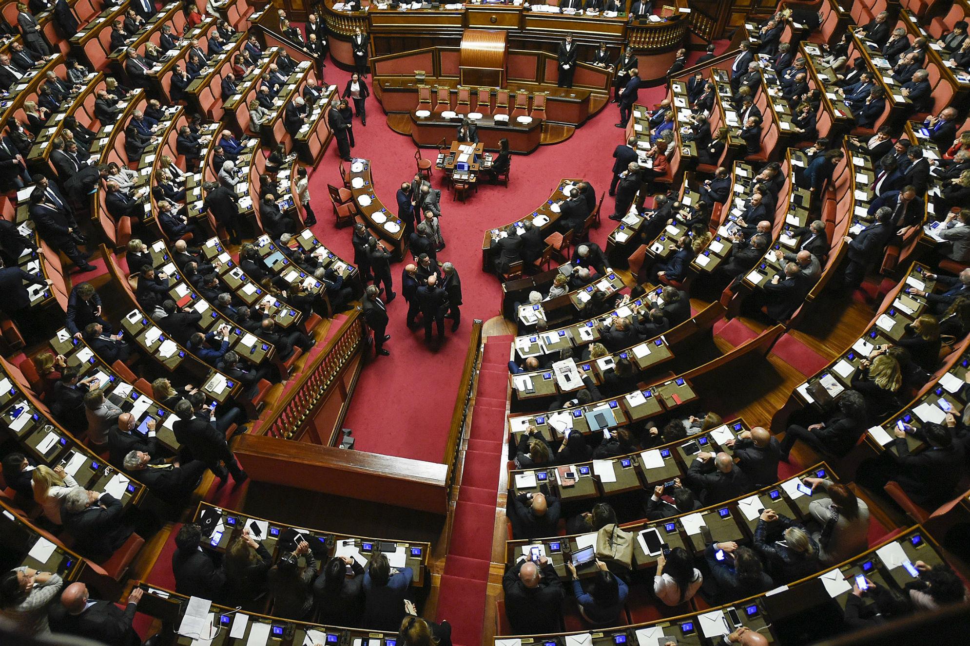 Mozioni sfiducia Speranza, mercoledì 28 aprile voto in Senato