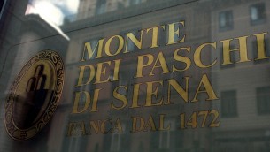 Mps e operazione Mediobanca, l'economista: "Da preda a predatore"