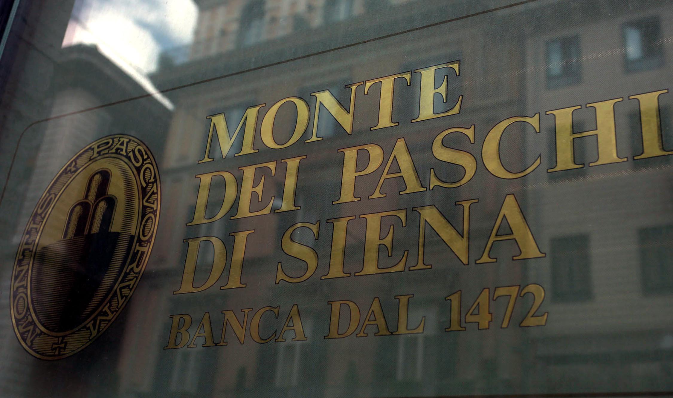 Mps e operazione Mediobanca, l'economista: "Da preda a predatore"