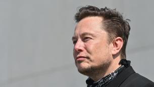 Musk lancia robot umanoide, si chiama Tesla Bot