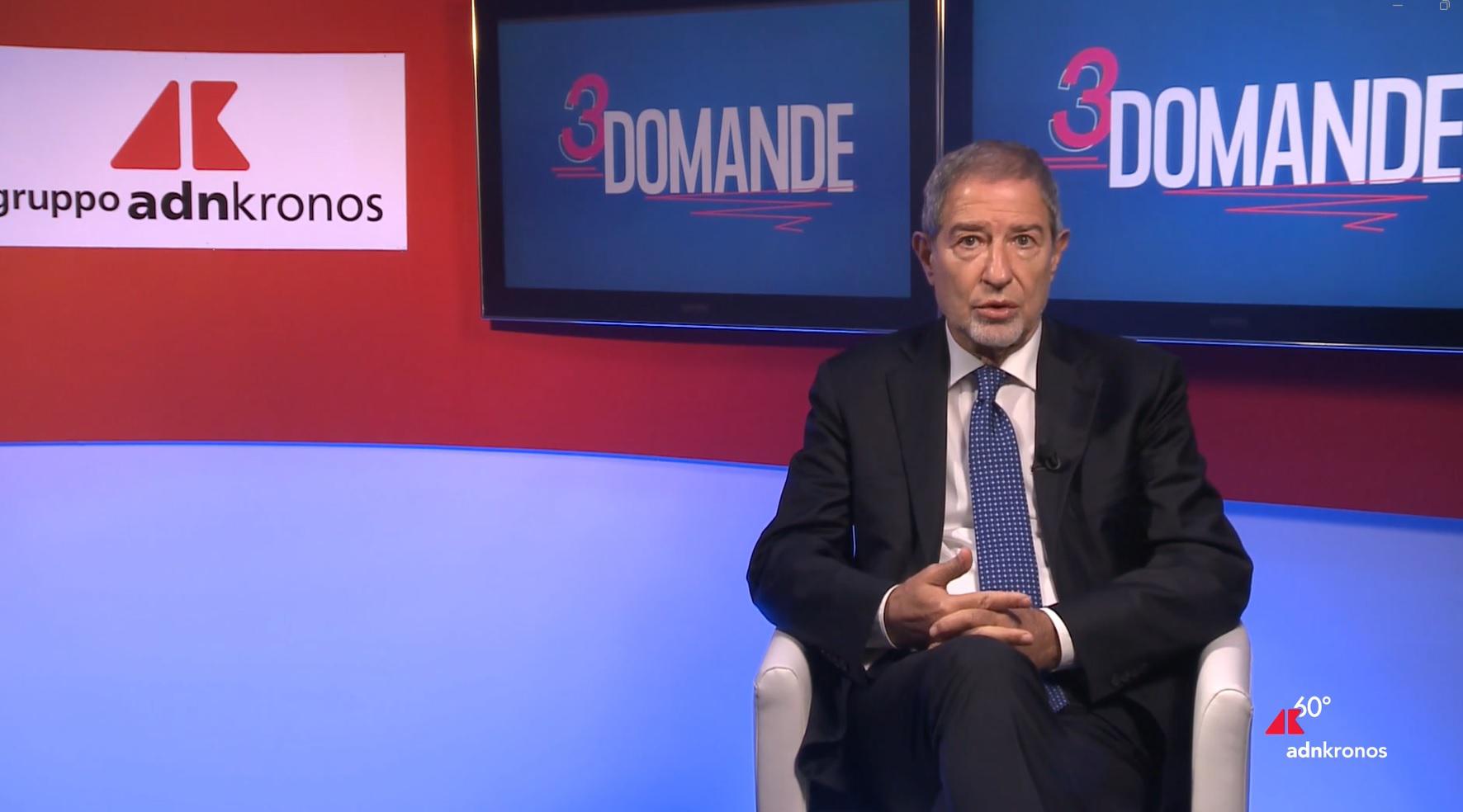 Musumeci e le 3 domande Adnkronos: le risposte del ministro - Video