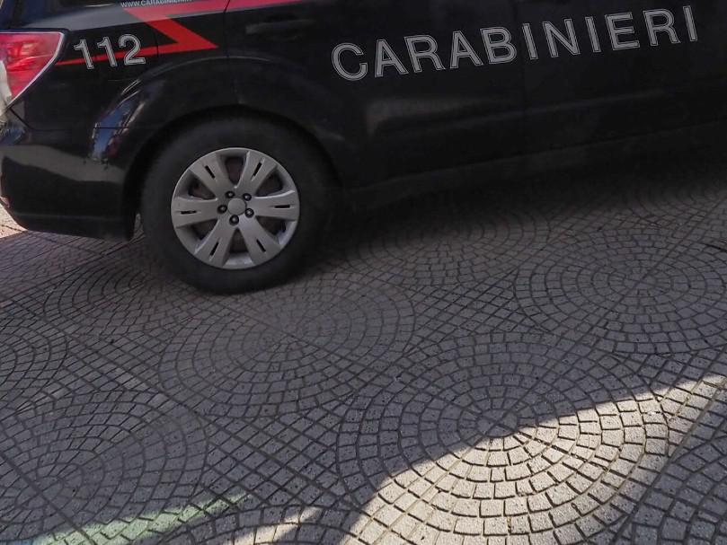 Napoli, 33enne trovata morta carbonizzata in casa: indagini in corso