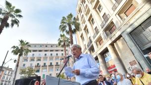 Napoli, Bassolino: "Città scassata, io so fare il sindaco"