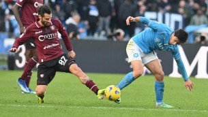 Napoli batte 2-1 la Salernitana con Rrahmani al 96' e torna a vincere dopo 3 turni
