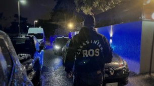 Napoli, blitz contro clan Di Lauro: 27 arresti, anche cantante Tony Colombo