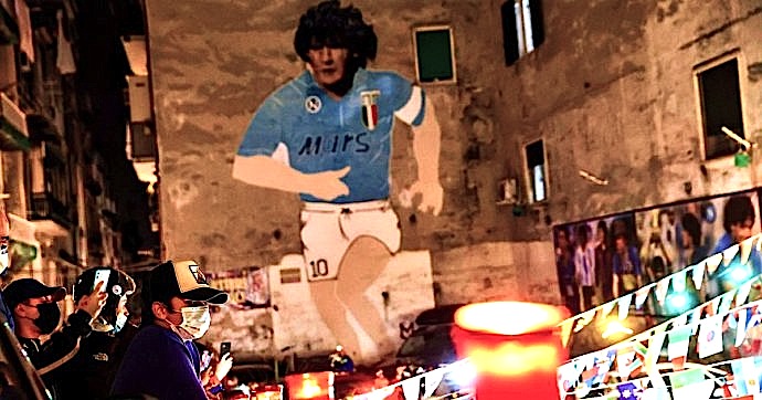 napoli-maradona-690x362