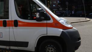 Napoli, neonato ricoverato con lesioni e ustioni: arrestati i genitori